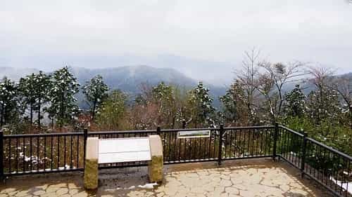 観光がてら気軽に登山も満喫。高尾山の紅葉スポットおすすめ7選、見頃もご紹介!