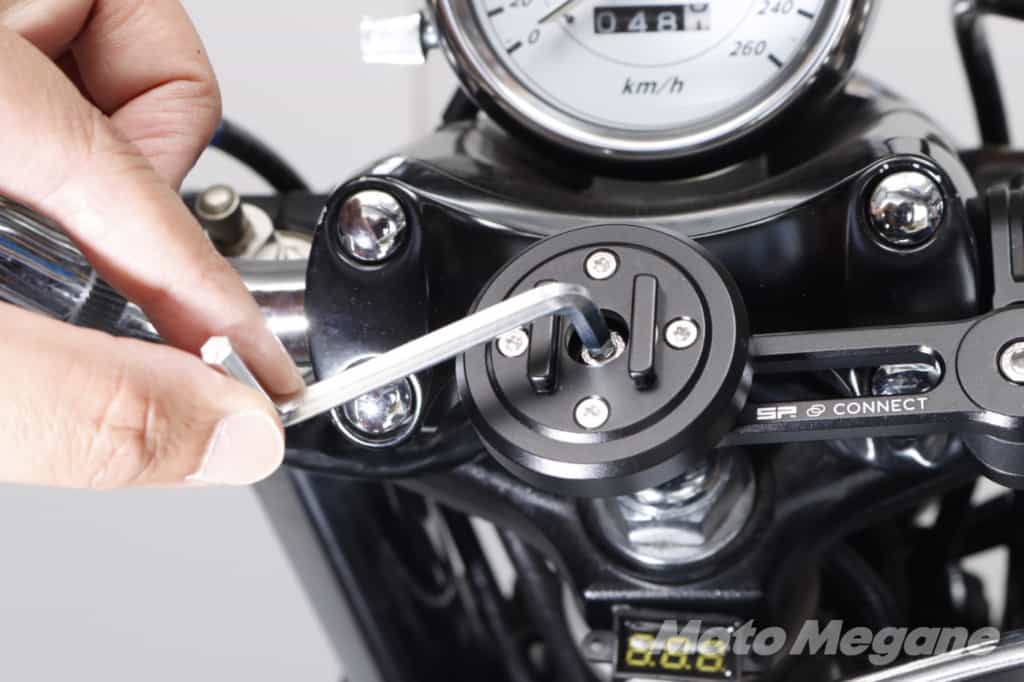 バイクの振動からスマホ故障から護る!デイトナの「SP CONNECT」用アンチバイブレーションモジュールが新登場!即行使用レポート