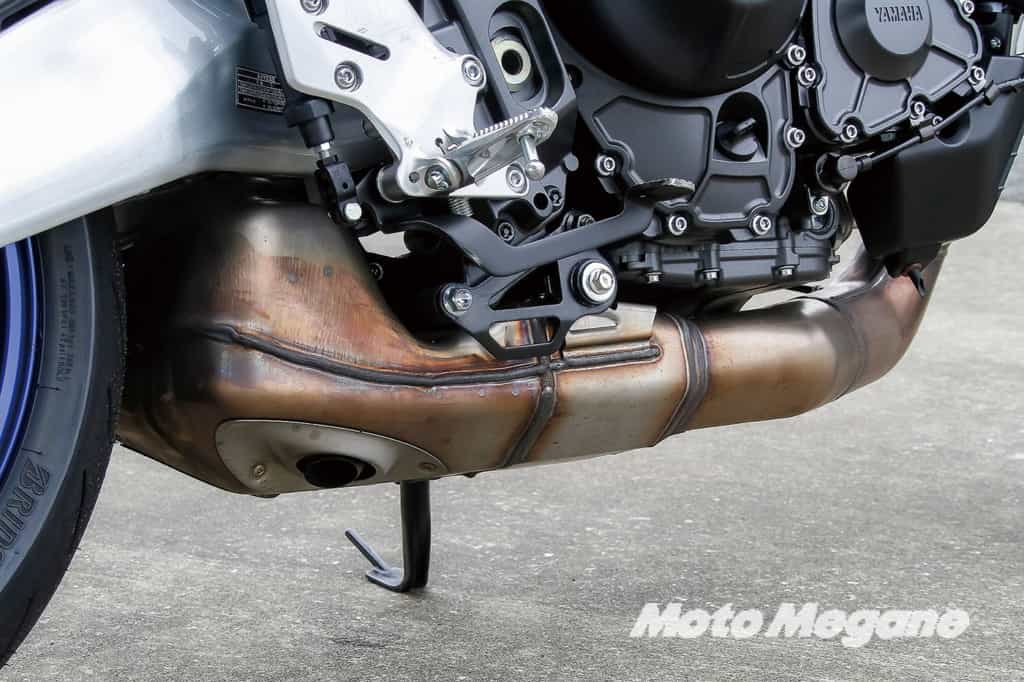 【新型車試乗インプレ】3代目ヤマハMT-09とSPは「誰もが気軽に楽しめる暴れ馬」だ!スペック・シート高(足つき)等もチェック!