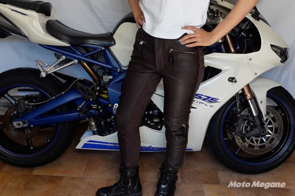 女子的ヒートガード付き映えパンツを紹介。バイクエンジン熱による内もも火傷で水膨れにならないために!