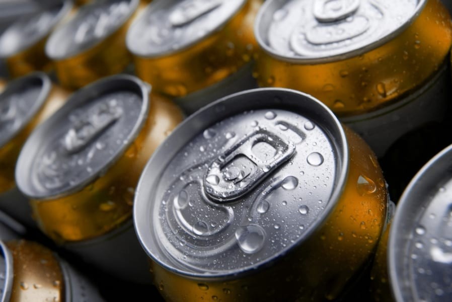 体内にビール15缶分を注入されて命を救われた男性