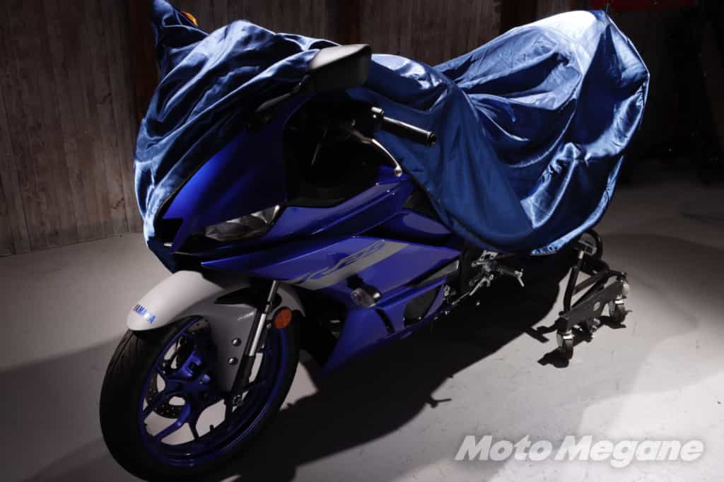 室内保管でもバイクは汚れる!傷や汚れから車体を護る包み込む魅惑のヴェール。最高級の屋内専用バイクカバー「匠 MC Veil」