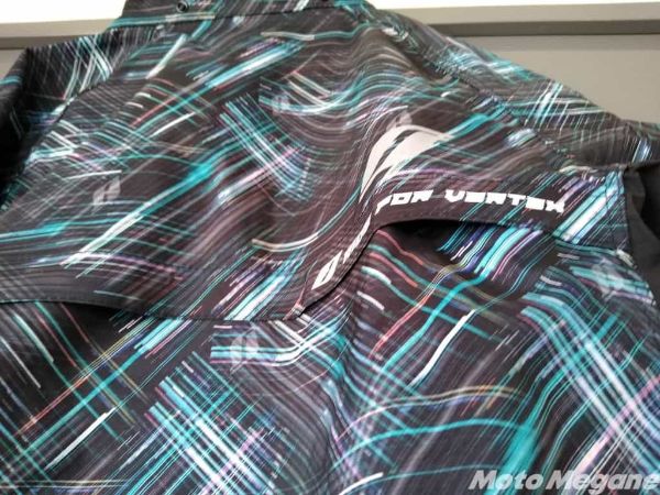 バイク用レインコートの気になる性能をチェック!ワークマンカッパと比較してみた