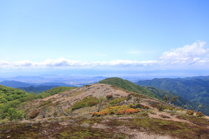 実践!私のマイクロツーリズム〜個性豊かな峰を育む、三重・滋賀県境の鈴鹿山地〜