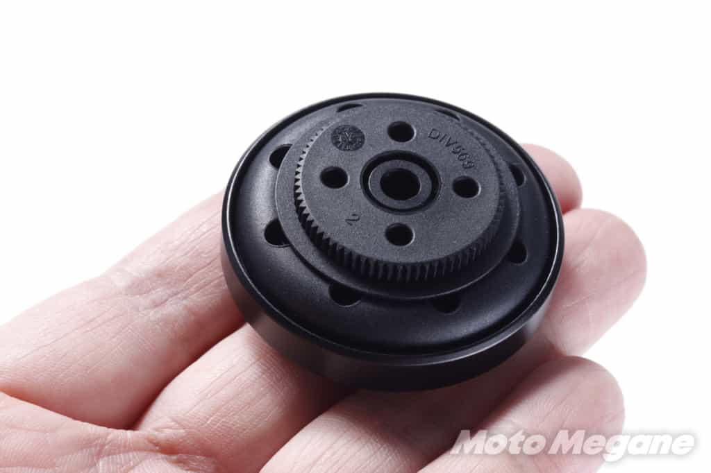 バイクの振動からスマホ故障から護る!デイトナの「SP CONNECT」用アンチバイブレーションモジュールが新登場!即行使用レポート
