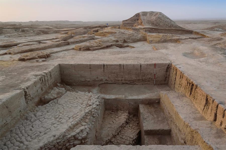 人類最初期の宗教集団か?5000年前の儀式場がイラク南部で発見される