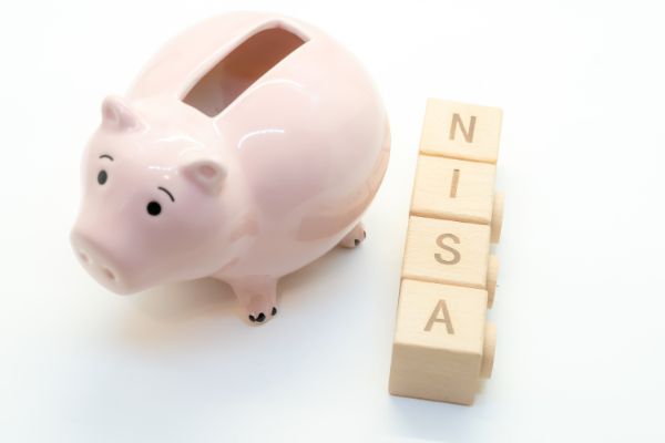 NISAを始めるには住民票が必要?