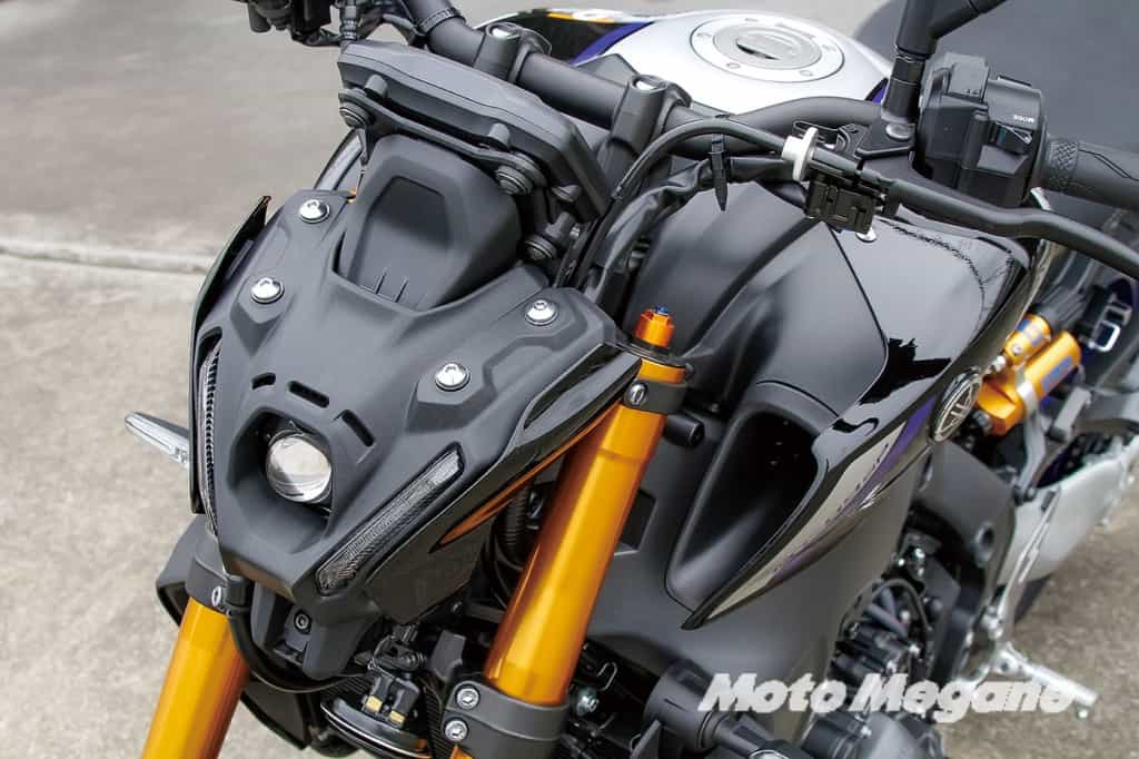 【新型車試乗インプレ】3代目ヤマハMT-09とSPは「誰もが気軽に楽しめる暴れ馬」だ!スペック・シート高(足つき)等もチェック!