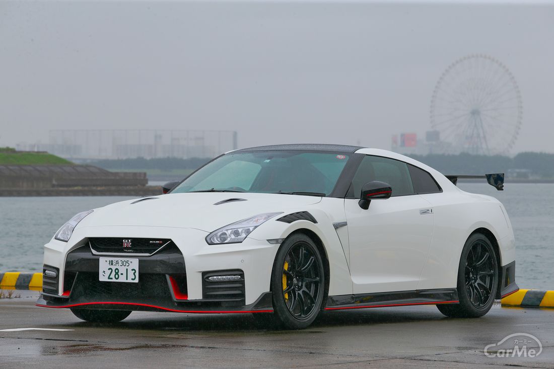 日産 GT-R NISMOのトランクにはゴルフバッグが2セット載る!!インテリアをプロが解説