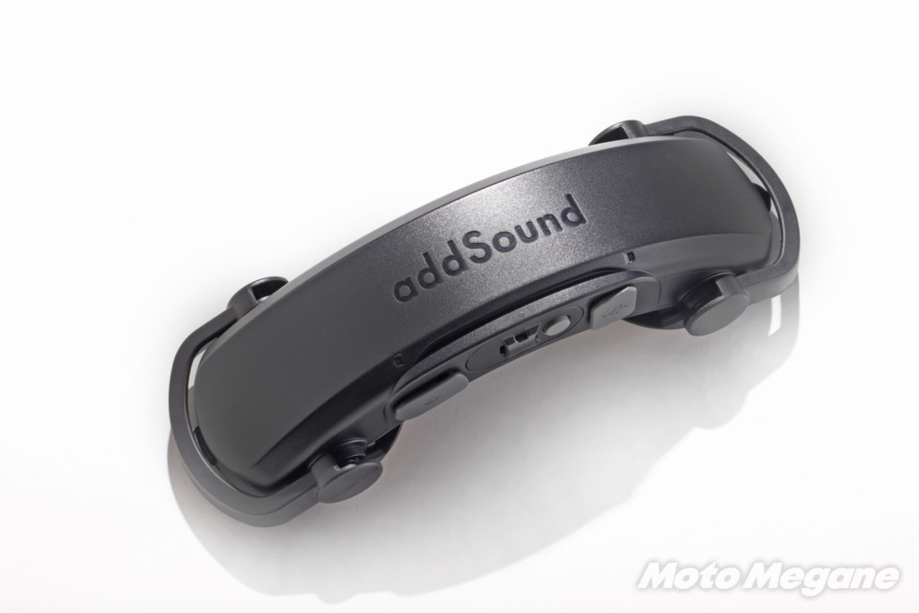 ヘルメット内音響空間体験「addSound(アドサウンド)」なら骨伝導技術で音楽・ナビ音声・通話をバイクで走りながら楽しめる