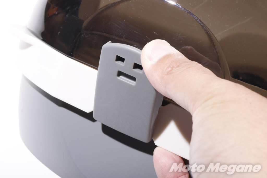 バイク洗車環境が無いライダーの救世主!?完全ポータブルでホースの水が使える「充電式マルチ洗浄機 ヴィットリオ」がけっこう活躍しそう