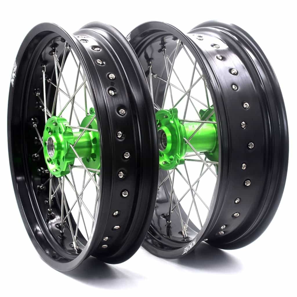 オフ車向けホイール「KKE Racing」が日本上陸!コンペからストリートモデルまで幅広く対応する。