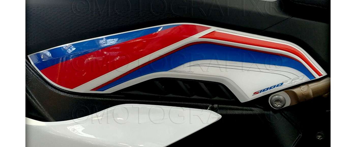 現行BMW S1000RR乗り待望の専用プロテクトデカール登場!ハイレンジで「駆けぬける喜び」をしっかり保護してくれる逸品