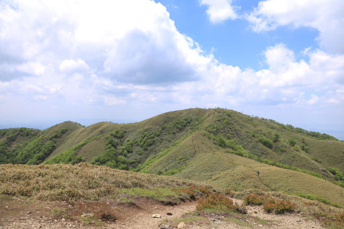 実践!私のマイクロツーリズム〜個性豊かな峰を育む、三重・滋賀県境の鈴鹿山地〜