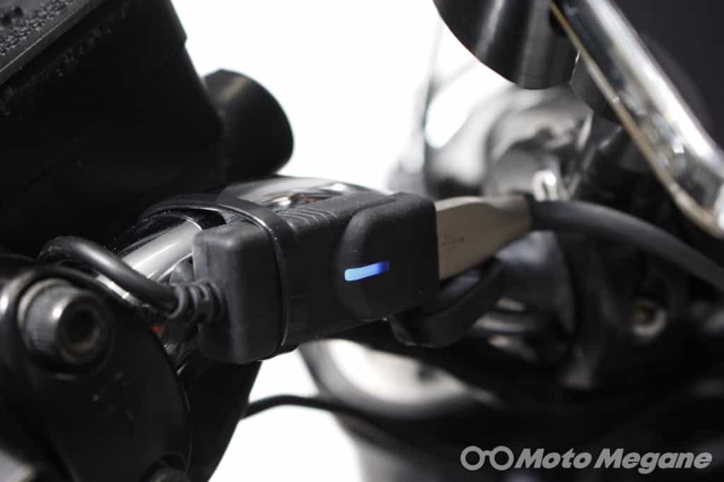 コンパクトかつシンプルなUSB電源ならこれ!防水かつバッテリー電圧モニターまで付いたキジマUSBポートKITシングルインジケーター付