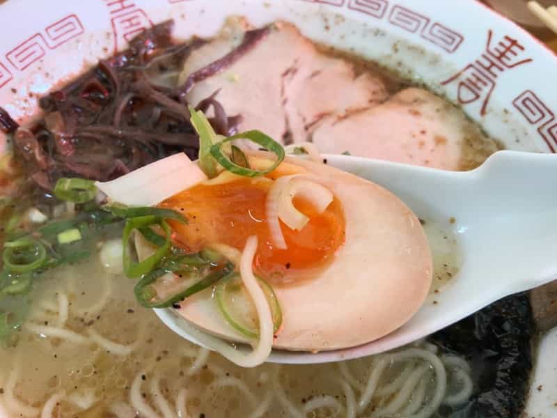 旧浜線の老舗ラーメン店「一福」の昔なつかしい味わいの豚骨ラーメン!半やきめしセットでいただきます