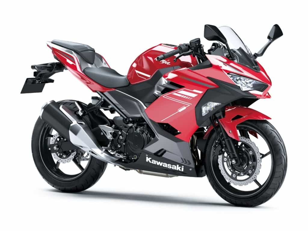 NEWカラー追加!カワサキ「Z250」と「Ninja 250」、2022年9月に順次販売開始!