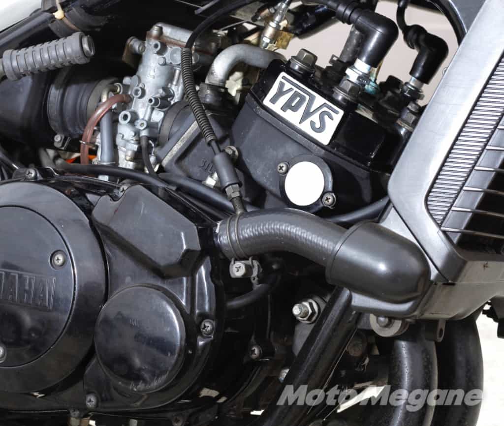 大人が遊べるホビーガチャ 「内燃機関立体図鑑2ストロークエンジン編」を手に日本の名車に思いを馳せてみた