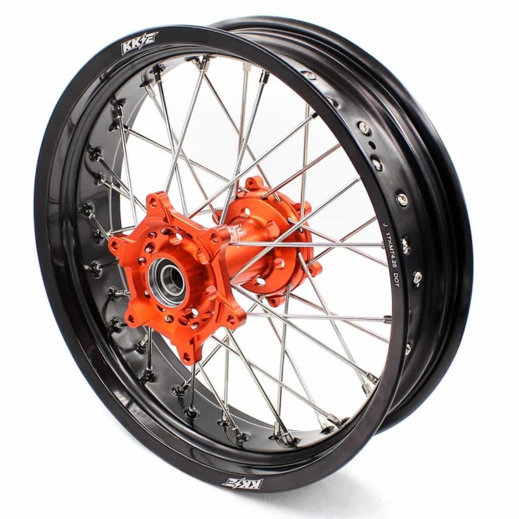 オフ車向けホイール「KKE Racing」が日本上陸!コンペからストリートモデルまで幅広く対応する。