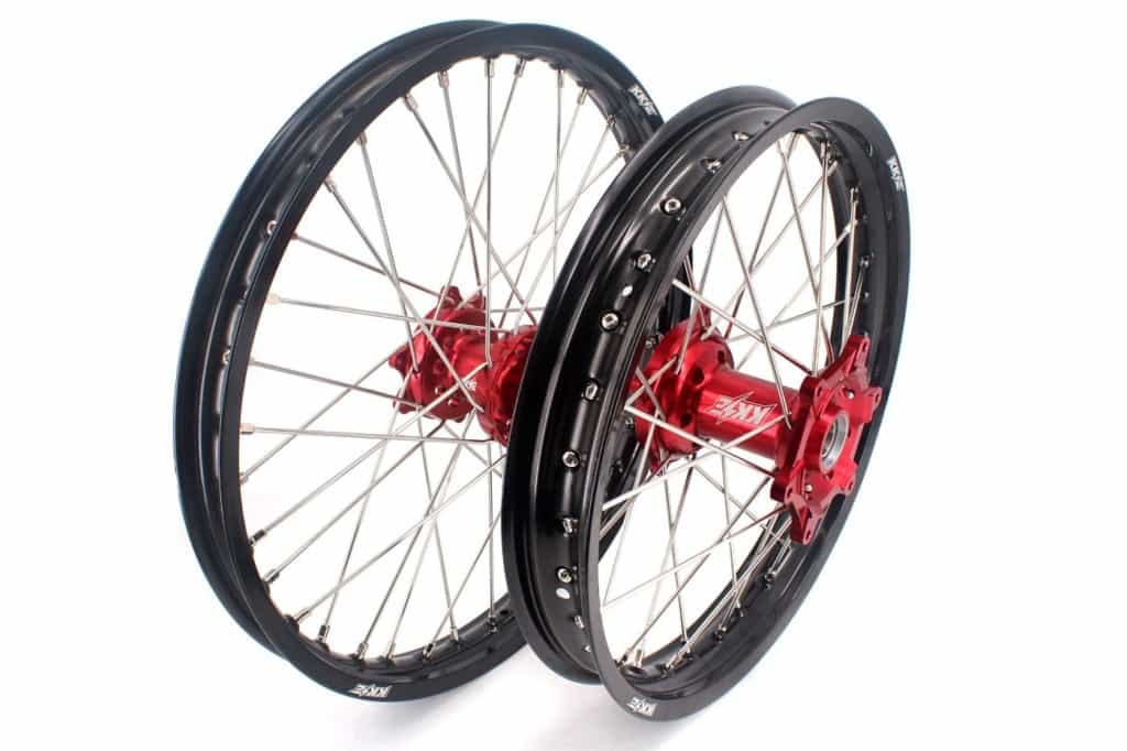 オフ車向けホイール「KKE Racing」が日本上陸!コンペからストリートモデルまで幅広く対応する。