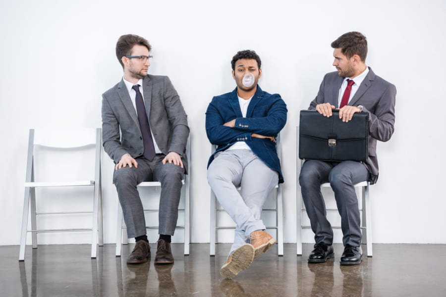 咀嚼や貧乏ゆすりにイライラする「ミソキネシア」は、3人に1人に存在すると判明