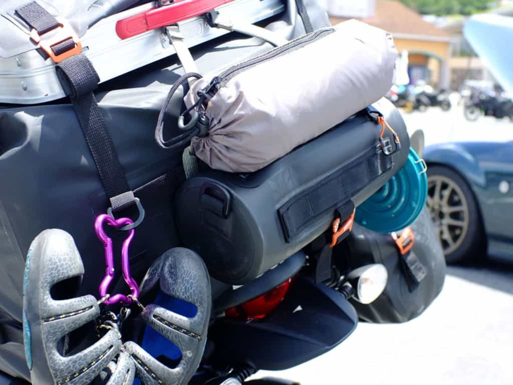 ツールバッグこそ防水が必要だ!バイク工具を錆から護る。ドッペルギャンガーの「ツールバッグ DBT612-BK」。