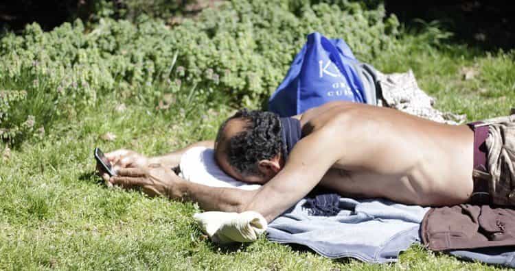 住民が次々と眠りに落ちる⁈ 世界の「奇妙な村」5選