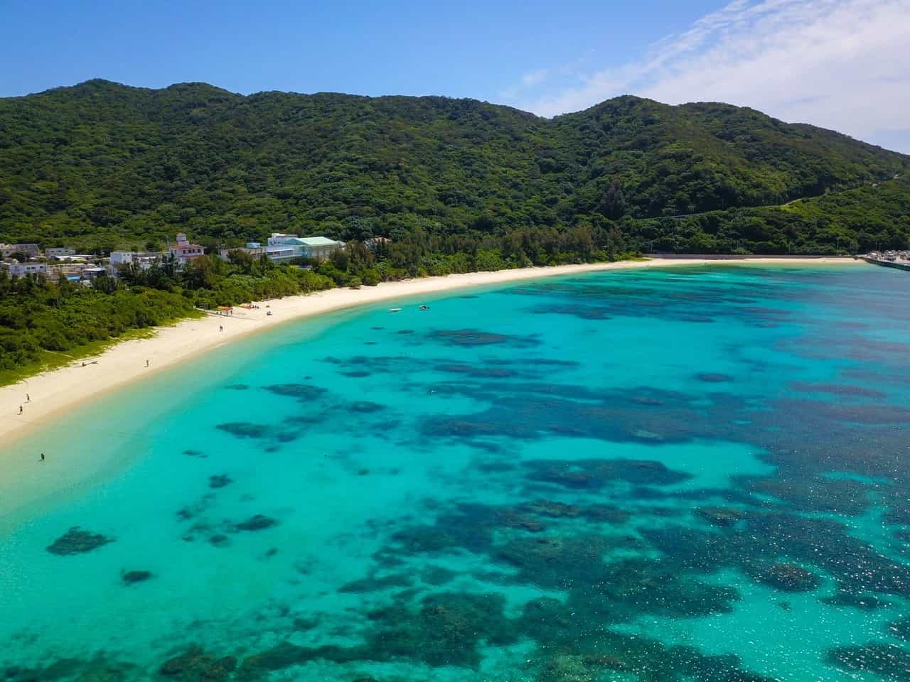 【連載】初めての沖縄旅行!日帰りで行ける離島を紹介