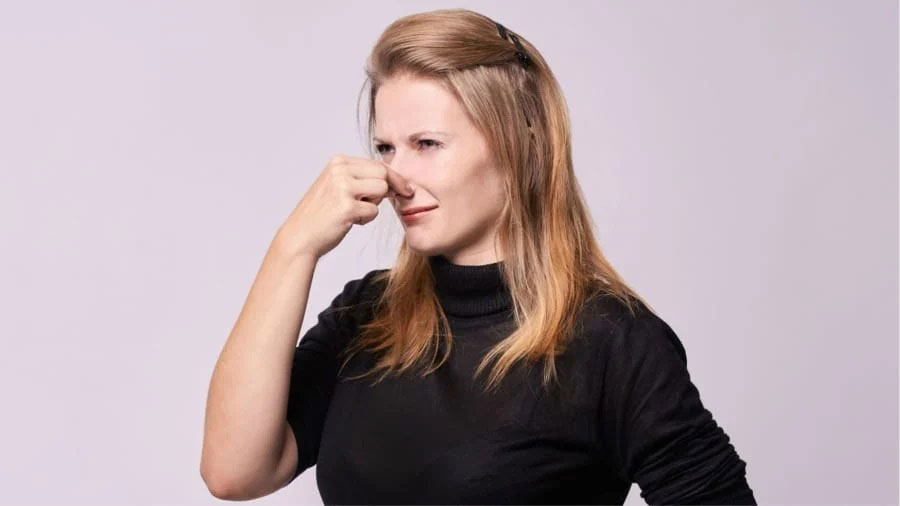 24歳ではじめて匂いを感じた女性~最初は全てが悪臭だった~