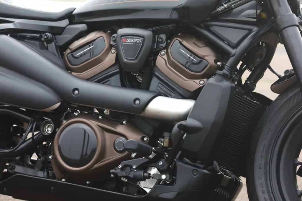 新型の水冷エンジンを搭載したハーレーのニューモデル「スポーツスターS」を徹底分析