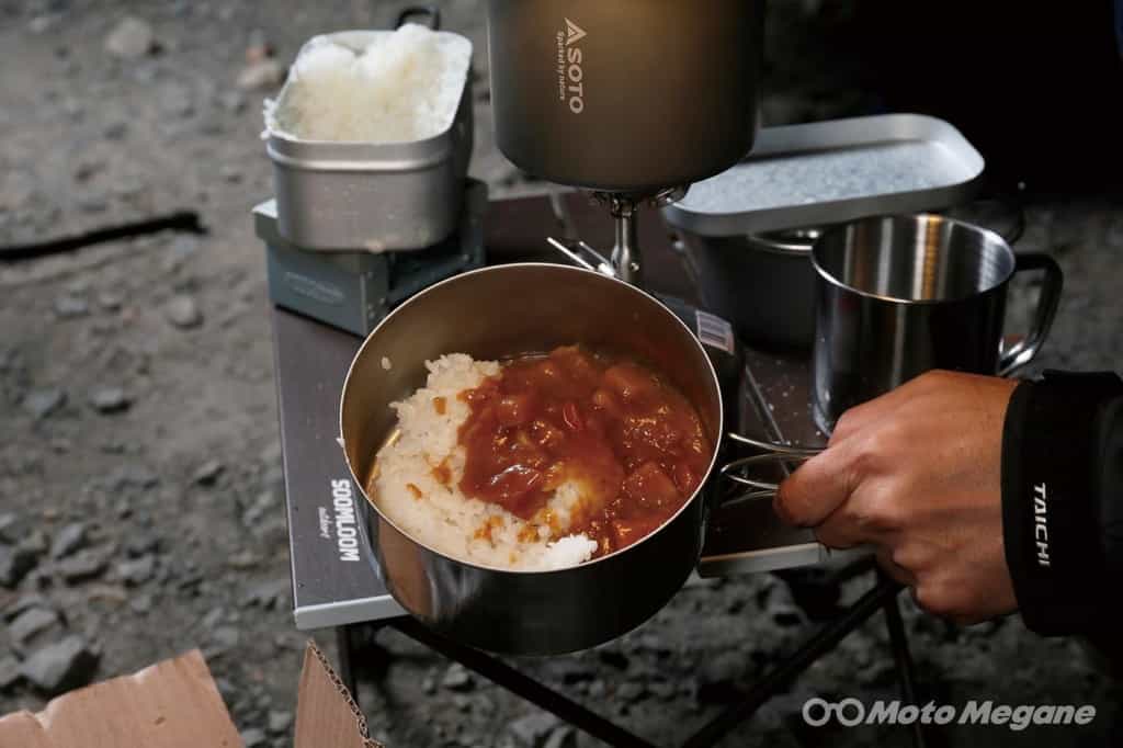 初心者キャンプ飯の作り方&火起こしの勘所と道具をガイド!初めてのキャンプツーリング(後編)