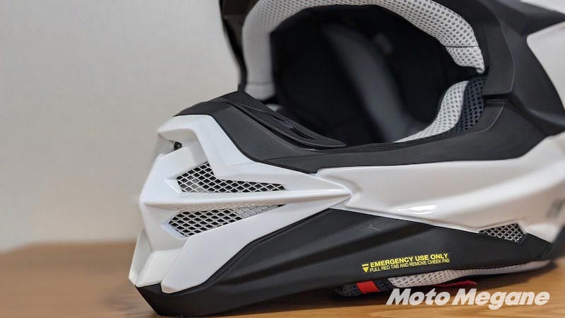 最強のオフロードヘルメットはどっち?Arai Vクロス4とSHOEI VFX-WR、オフを爆走して比較してみた。