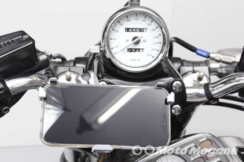 アルミ削り出しで他製品とは一線を画す存在感。プレミアムバイクにもばっちりマッチするSYGN HOUSE MOUNT SYSTEM ABC-6 Smart Phone 汎用ホルダーセット4