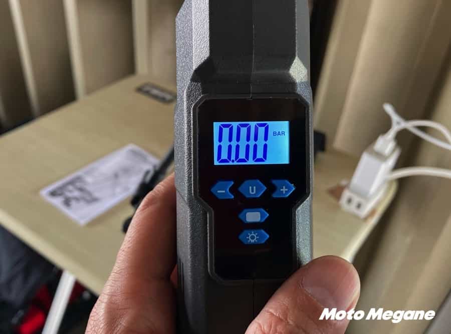 タイヤの空気圧調整のオート化?モバイルエアーポンプを使ってみた結果