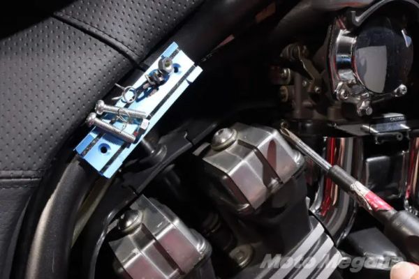 久々に感動!スプレー缶が壁にピタっ!ガレージ収納問題に革命発生