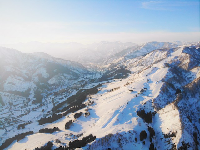 越後湯沢・石打丸山スキー場、リフトへ直行できる早割1日券を期間限定販売