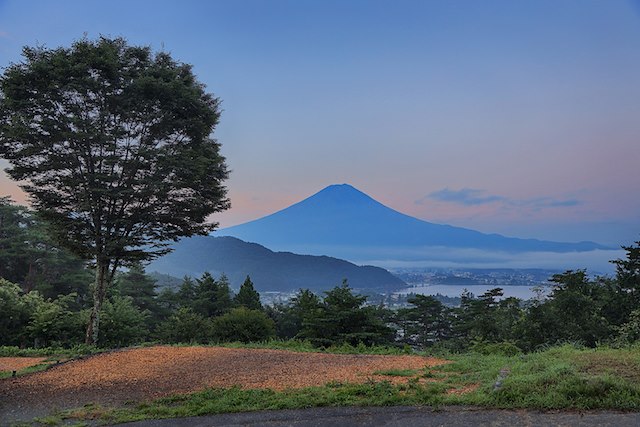 富士山麓・河口湖で自然と調和する体験「RetreatCampまほろば」