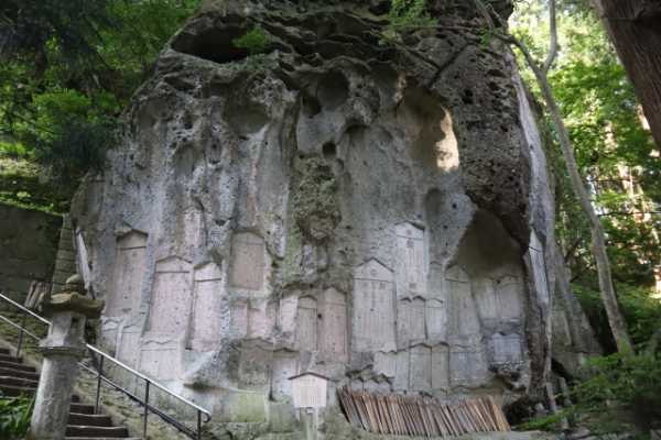 東北随一の絶景が拝める!山形県山寺の紅葉情報まとめ!見頃やアクセスなどを紹介!