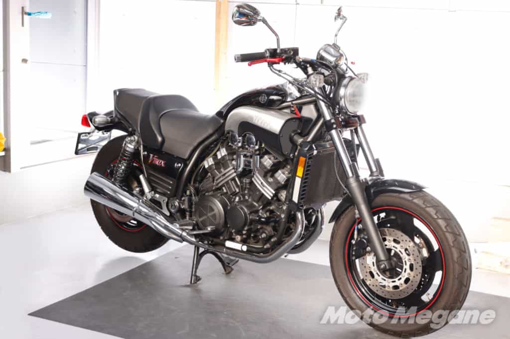 室内保管でもバイクは汚れる!傷や汚れから車体を護る包み込む魅惑のヴェール。最高級の屋内専用バイクカバー「匠 MC Veil」