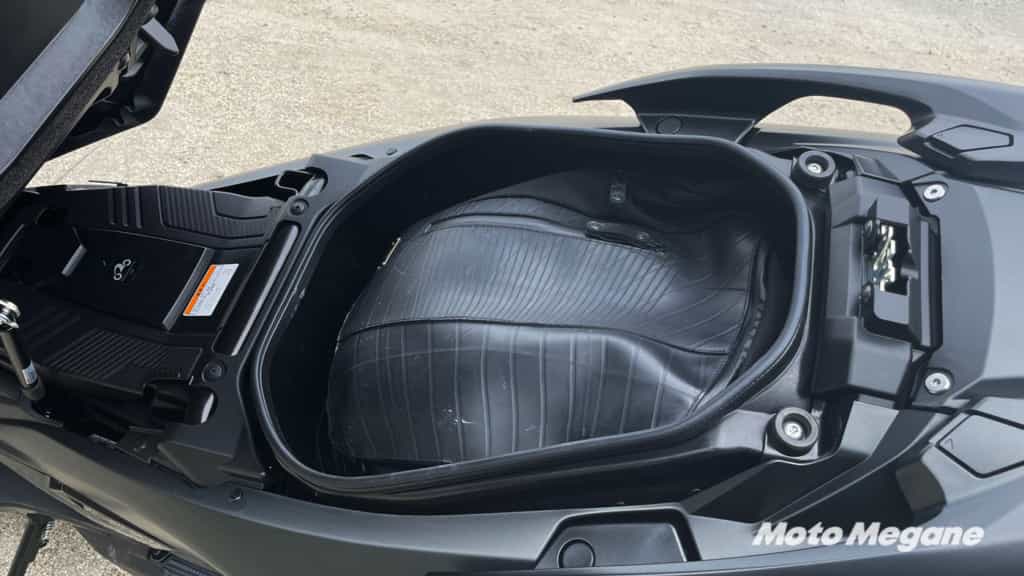 国内唯一の400㏄ビッグスクーター スズキ バーグマン400 ABS 試乗インプレッション