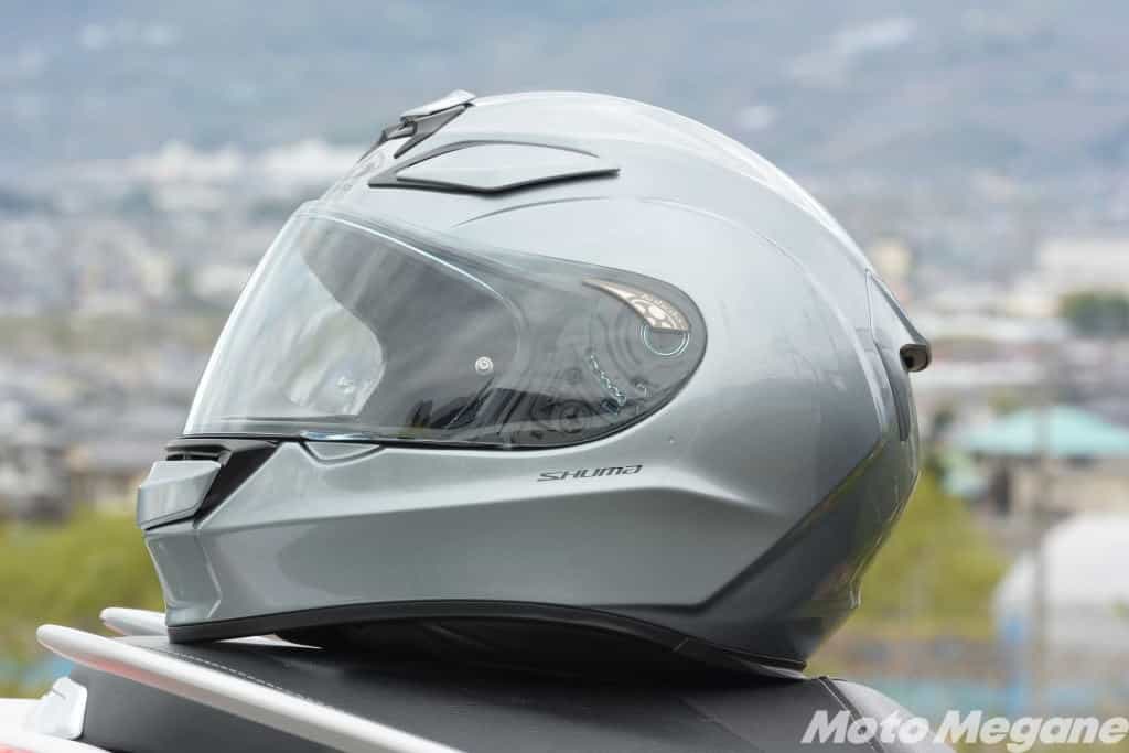 Kabutoの新作ヘルメットSHUMA、夏でも蒸れない快適装備の予感