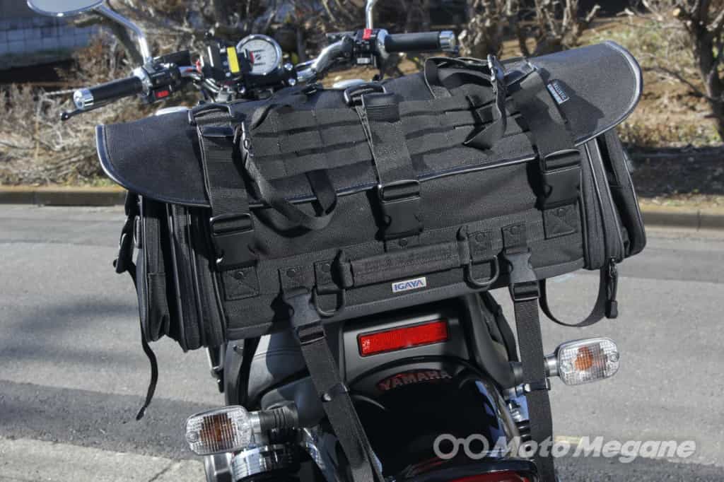 簡単積載可能で容量可変もできる!1泊ツーリングに最適なIGAYAのロングツーリングシートバッグ