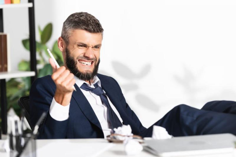 慢性的な仕事のストレスはヒトの性格を変えてしまう