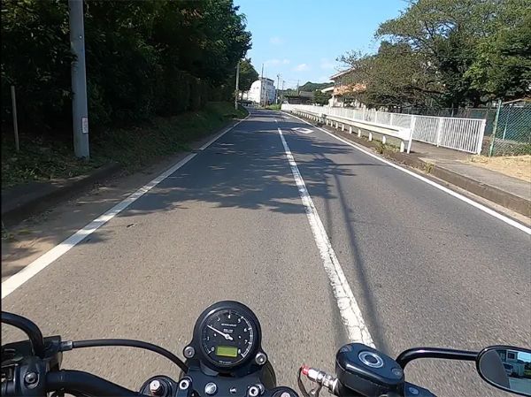 スポスタに最適というエンジンオイルが誕生。自分で交換作業をやってみた!