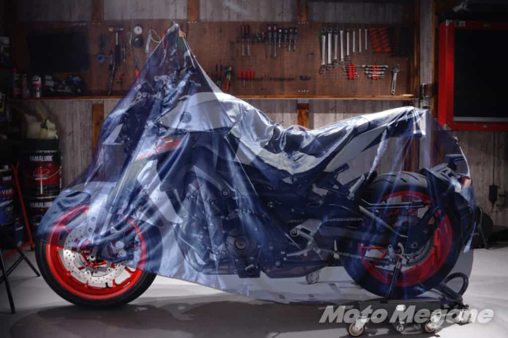 室内保管でもバイクは汚れる!傷や汚れから車体を護る包み込む魅惑のヴェール。最高級の屋内専用バイクカバー「匠 MC Veil」